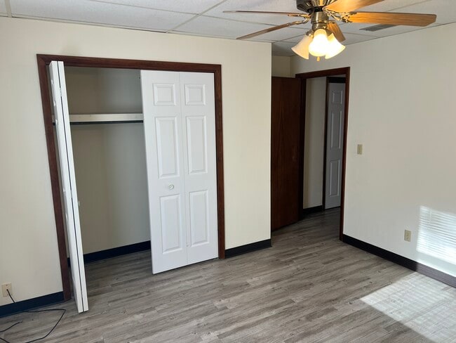 2526 Rebecca Ct W unit 4, Quincy, IL 62305 - photo 3