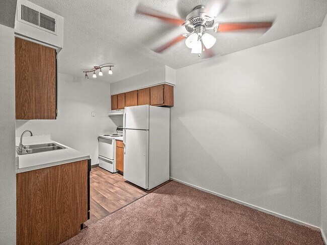 The Brookeville, Columbus, OH 43229 - photo 2