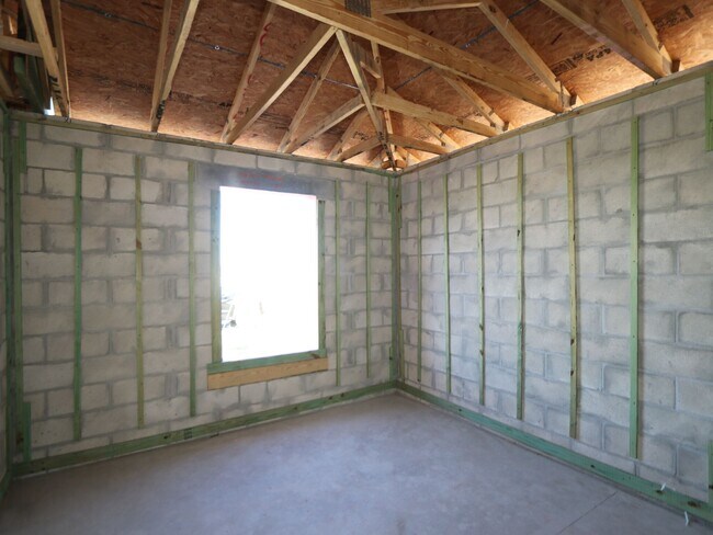 8413 Fox Den Cove, Lakeland, FL 33810 - photo 7