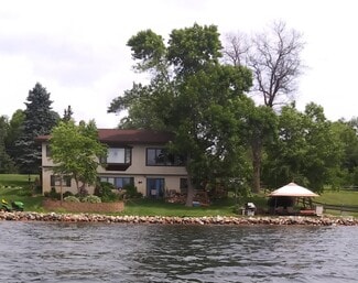 9199 Jane Rd N, Lake Elmo, MN 55042