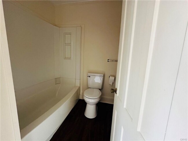 64 E 5th St unit upstairs apartment, Oswego, NY 13126 - photo 2