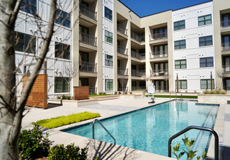1009 14th St, Plano, TX 75074