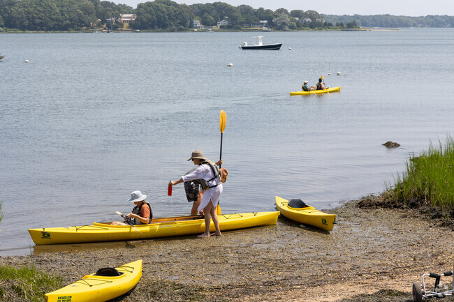 You can rent from Adam at Kayak Shelter Island and he'll set you up for a few hour excursion.