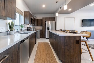 1100 W River Rd, Tucson, AZ 85704