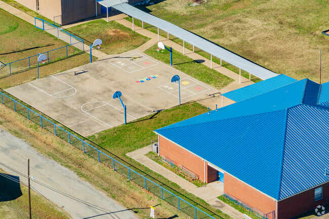 Kids can participate in a variety of competitive programs at Paoli Elementary School.