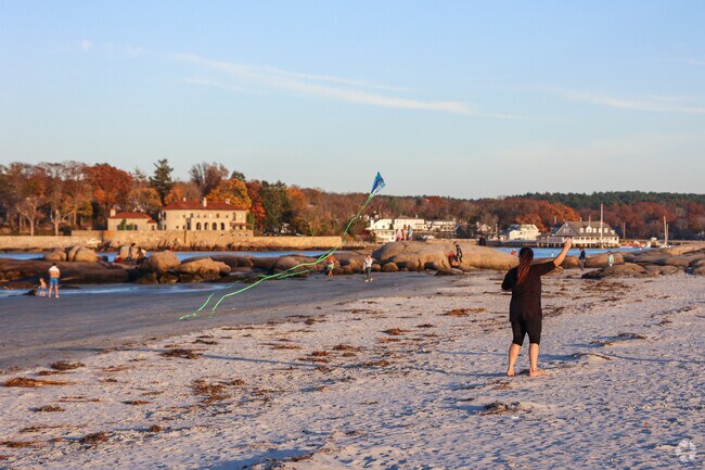Catch the sea breeze at Wingaersheek Beach.