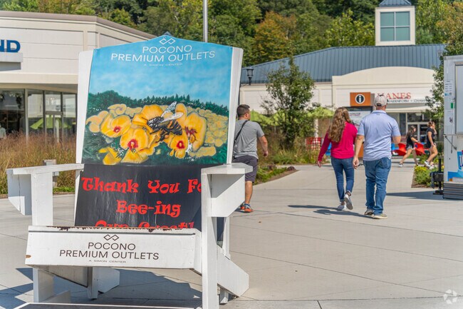 Pocono Premium Outlets are just a short drive away from Glenoak Forest.