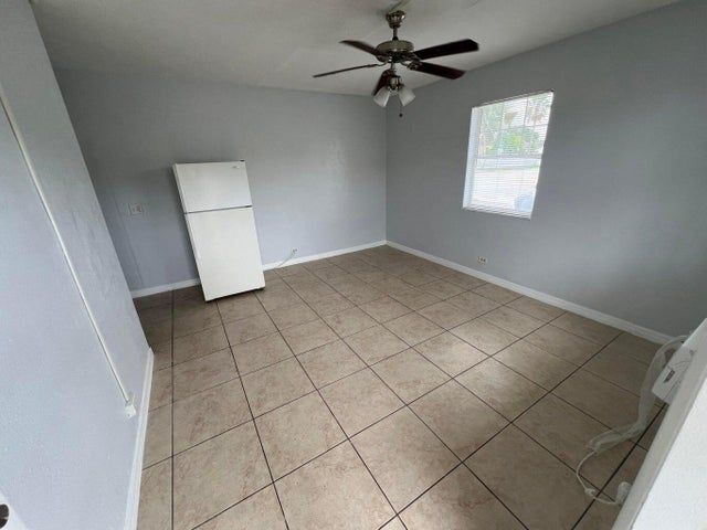 3300 Broadway, West Palm Beach, FL 33407 - photo 2