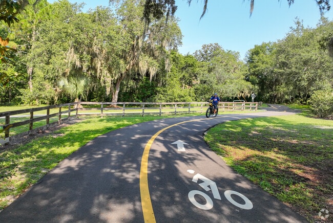 Gemini Springs Park, has 3 miles of trails near the community of Glen Abbey.