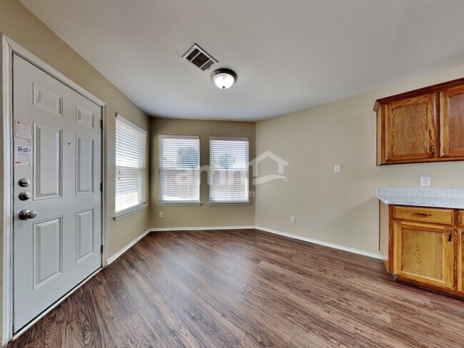 5517 Parkview Hills Ln, Fort Worth, TX 76179 - photo 5