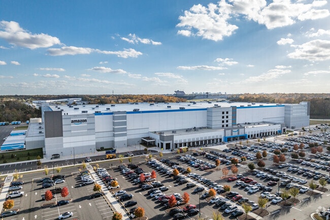 Mechanicsville residents appreciate the short commute as they find their way to Amazon.