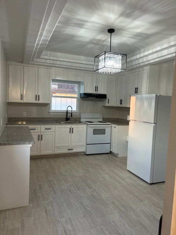 229 Dub Dr unit 2, Eagle Pass, TX 78852 - photo 3