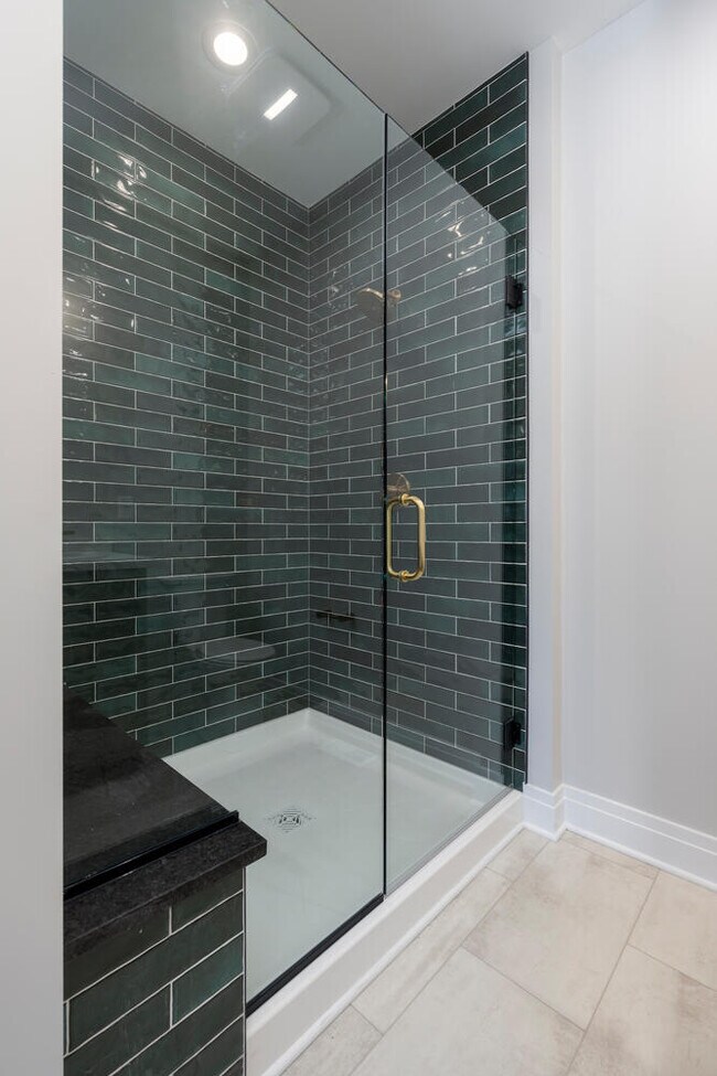 5490 William St unit 36809621, Lancaster, NY 14086 - photo 7