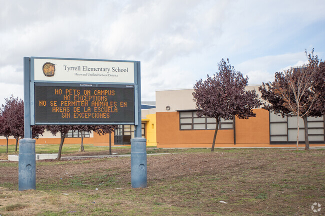 Tyrell Elementary School gets a C on Niche.