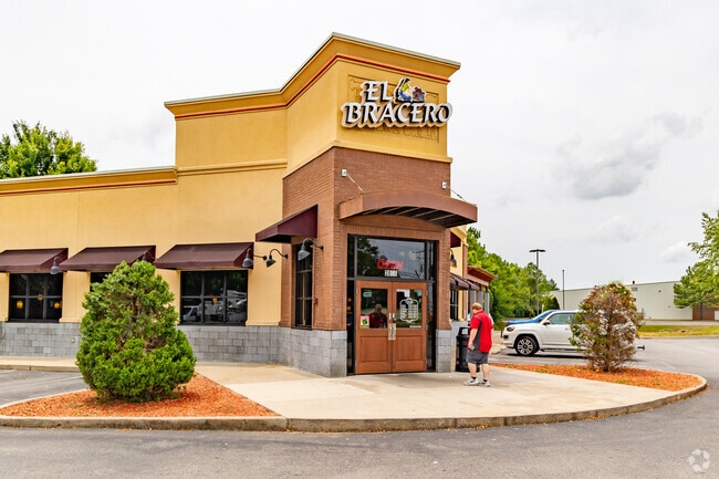 Avalon residents enjoy fresh authentic Mexican food at El Bracero.