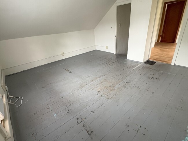 1116 E Davenport St, Iowa City, IA 52245 - photo 5