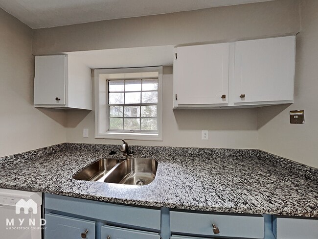 6608 Park Ave, Atlanta, GA 30342 - photo 6