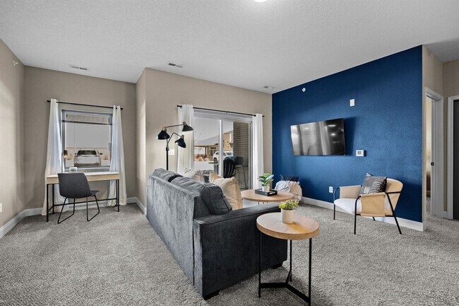 8350 Cascade Ave unit ID1285749P, West Des Moines, IA 50266 - photo 7