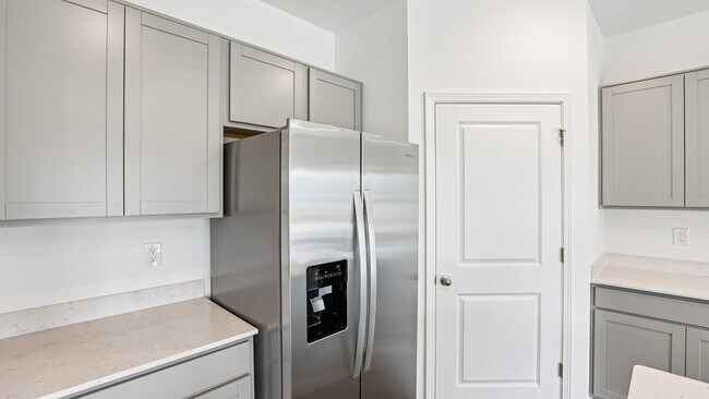 1535 Albatross St, Danville, IN 46122 - photo 5