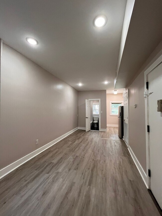 214 Fairmount Ave unit 3, Jersey City, NJ 07306 - photo 3