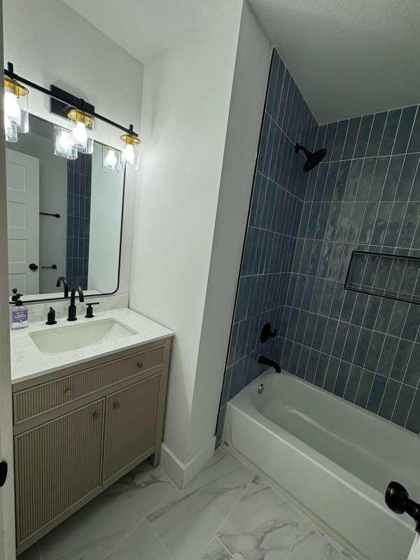 10206 Oak Hollow Cir, Austin, TX 78758 - photo 3