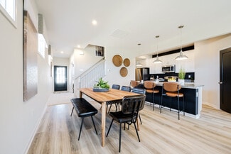 819 Hunters Run, Brookville, OH 45309