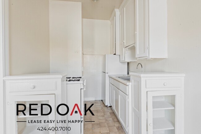 607 S Dunsmuir Ave unit 104, Los Angeles, CA 90036 - photo 3