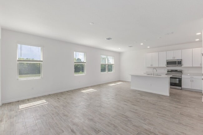 2524 Raghav Trail Rd, Tavares, FL 32778 - photo 6