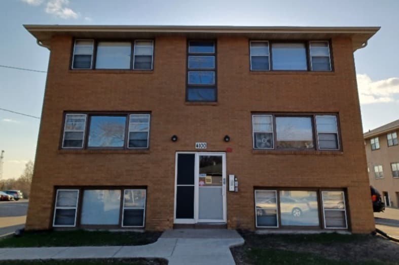 4060 4th St NE, Columbia Heights, MN 55421 - photo 1