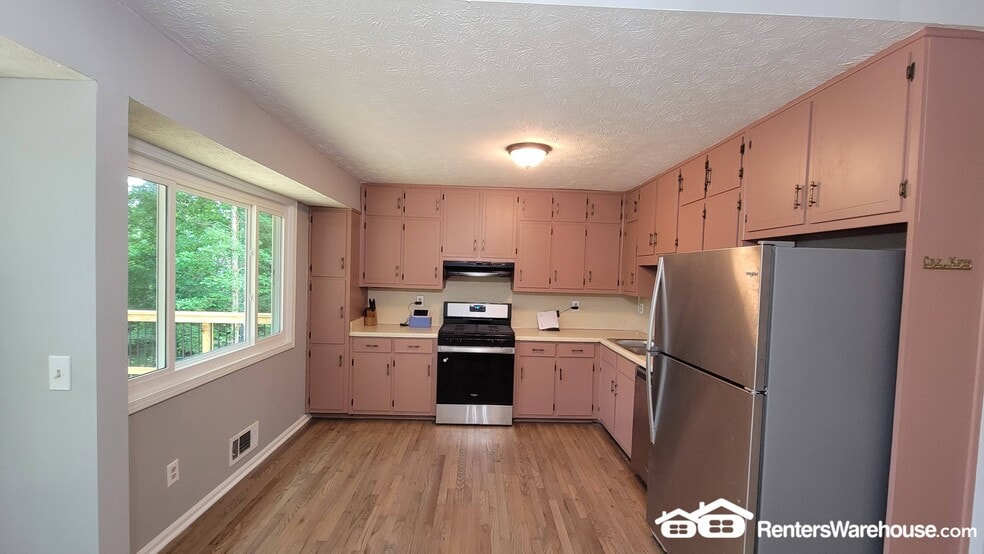 3039 Jonathan Ct SW, Snellville, GA 30039 - photo 1