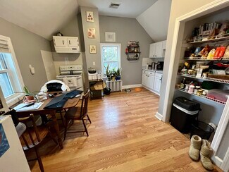 117 Buttonwood St Unit 2, Boston, MA 02125