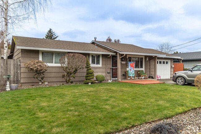 Ranch style homes in Historic Southeast go for between $375,000 and $490,000.