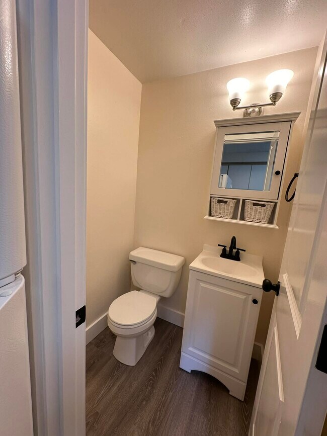 335 SW 1st St unit 2, Warrenton, OR 97146 - photo 6