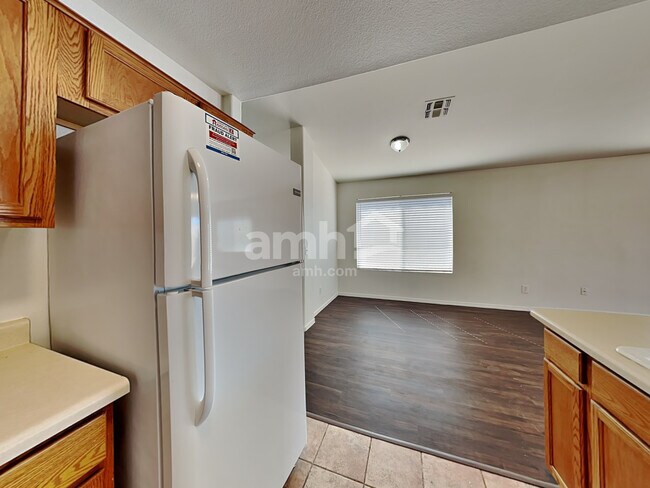 8708 E Crescent Ave, Mesa, AZ 85208 - photo 5