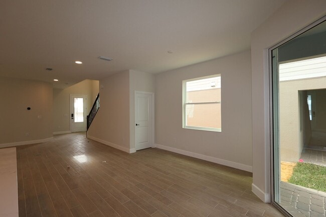 17323 Beachgrass Aly, Winter Garden, FL 34787 - photo 7