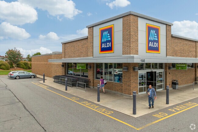 Aldi is a popular choice of Green Park residents for runs to the grocery store and other needs.