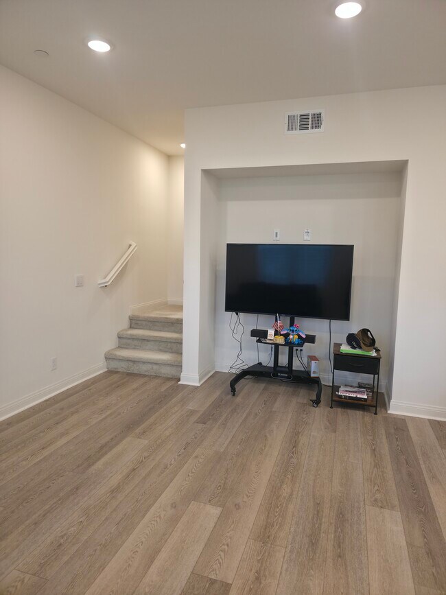 12120 Blue Sky Ct, Whittier, CA 90602 - photo 6