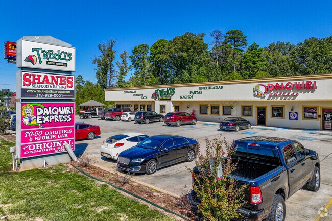 The local retail area has great places to eat and shop in Blanchard.