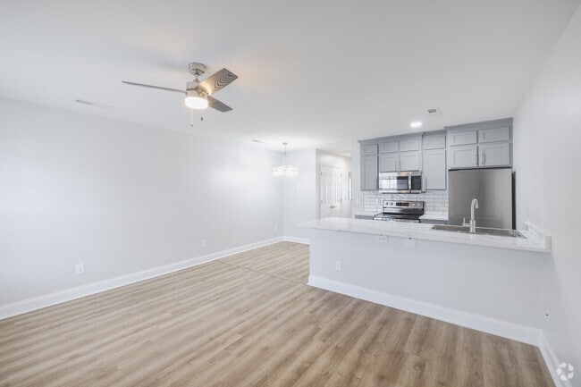 Faris Residences Strawberry Station, Moncks Corner, SC 29461 - photo 6