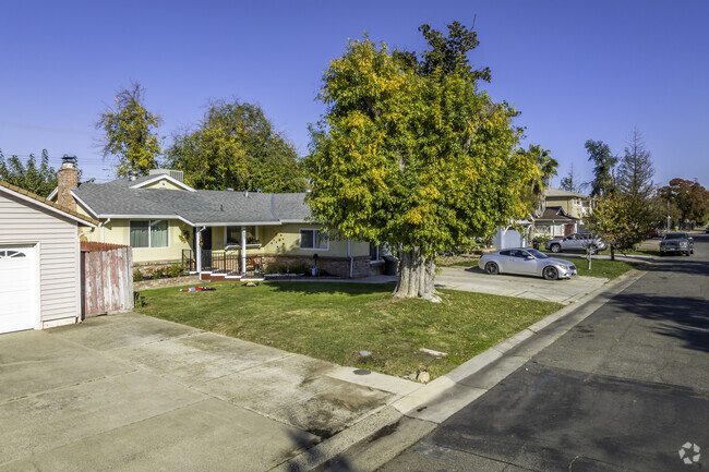 Rows of bungalow homes line the streets of Howe Edison.