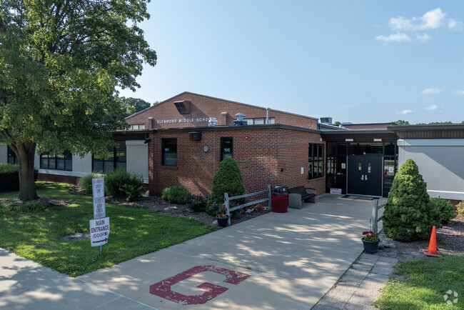 Glenwood welcomes students from the Piper Glen area.