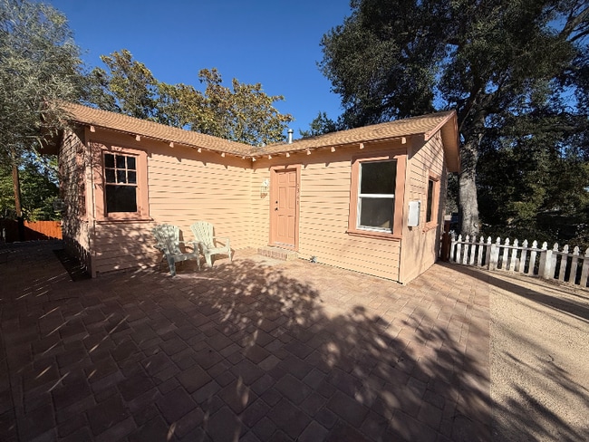 5381 Mariquita Ave, Atascadero, CA 93422 - photo 2