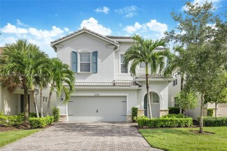 4365 Large Leaf Ln, Hollywood, FL 33021