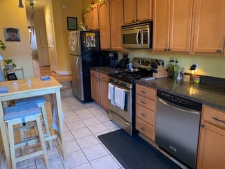 18 S Castle St, Baltimore, MD 21231