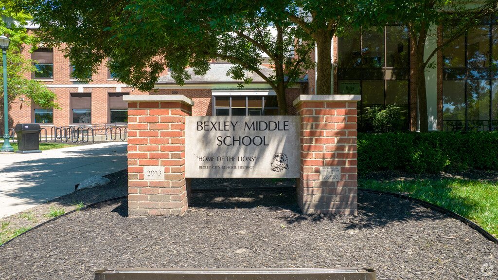 Bexley Middle School prepares students for high school.