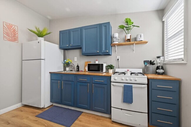 1427 W Ocean View Ave unit ID1354829P, Norfolk, VA 23503 - photo 4