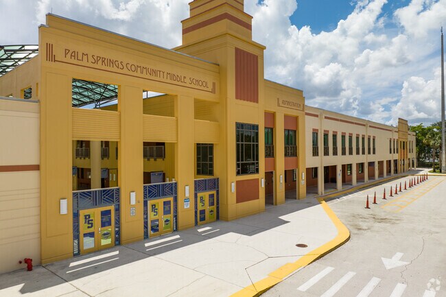 Palm Springs Middle School has excellent educational programs.