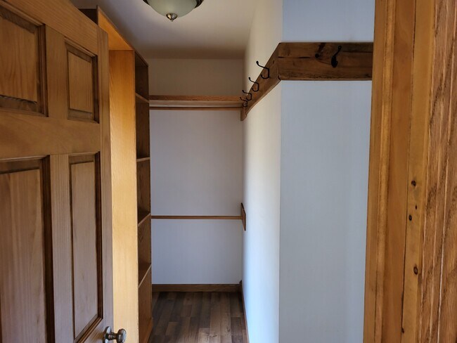 312 N Illinois St unit 2nd Floor, Remington, IN 47977 - photo 3