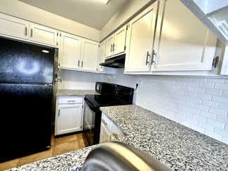 124 S Sherrin Ave Unit 5, Saint Matthews, KY 40207