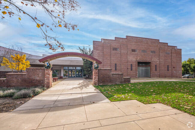 Our Savior Lutheran School  is committed to preparing students for lifelong challenges.